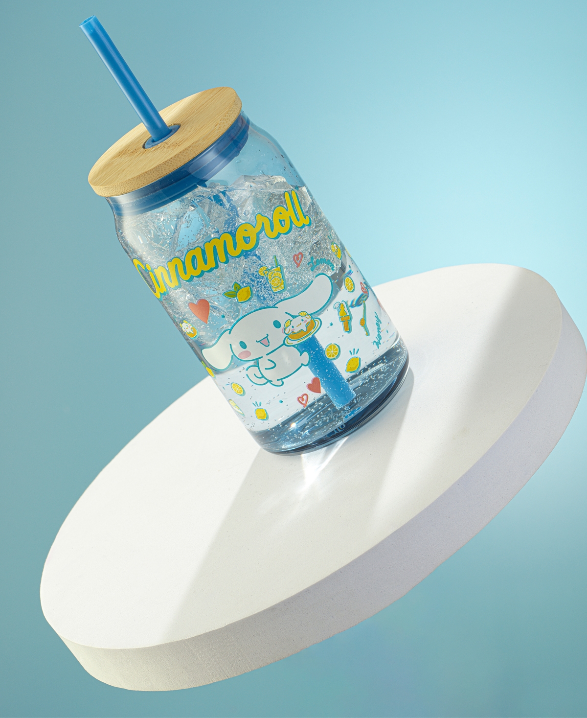 JOYJOLT HELLO KITTY AND FRIENDS FAVORITE FLAVOR CINNAMOROLL CAN SHAPED GLASS TUMBLER WITH WOOD LID AND STRAW 
