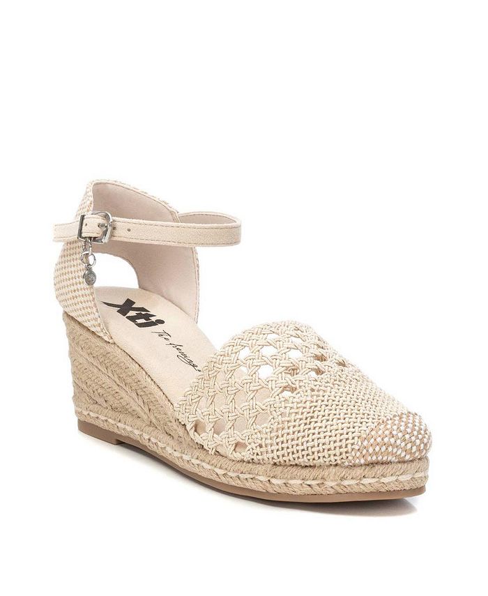 Xti - Women's Crossed Macramé Sandals