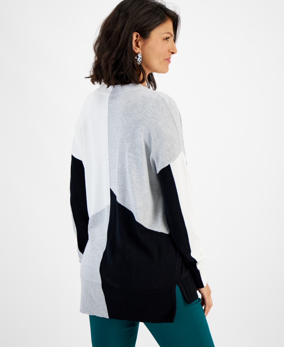 I.n.c. International Concepts Women's Colorblocked V-Neck Stephem Sweater, Created for Macy's