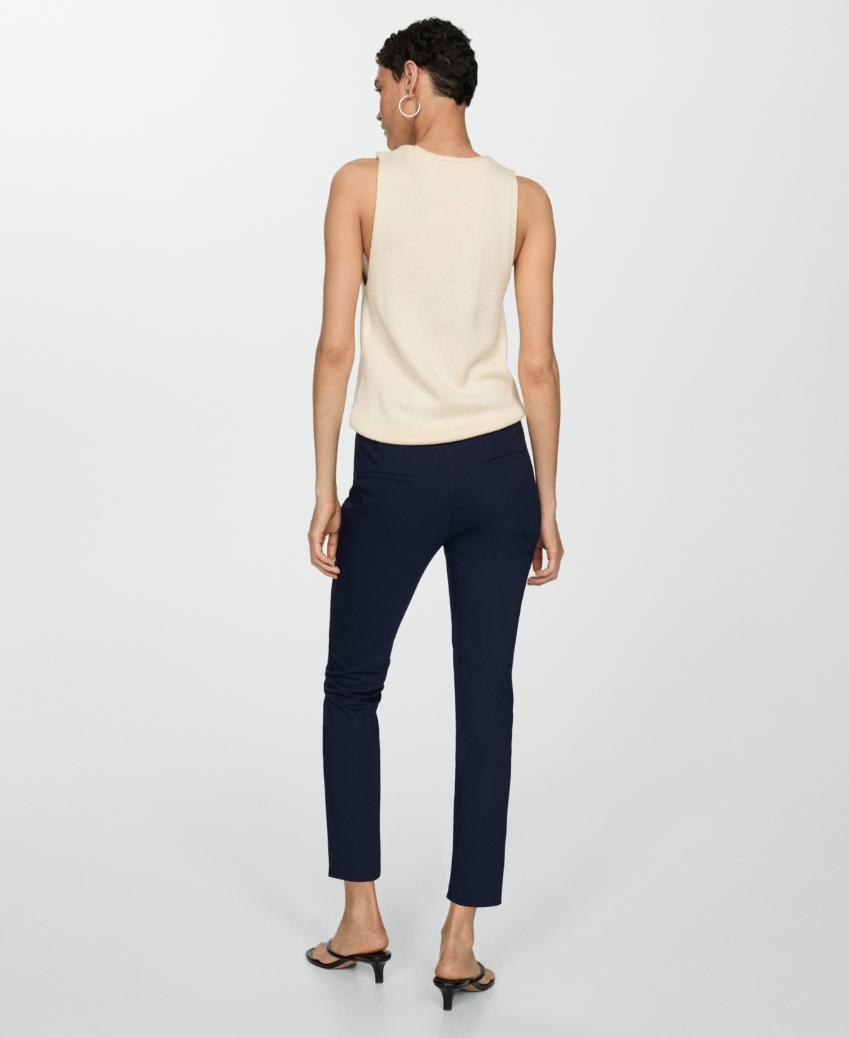 Mango Crop Skinny Pants In Black