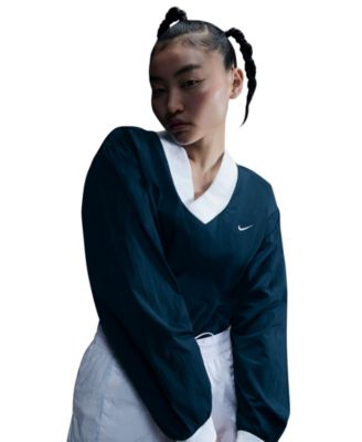 Nike - Women's Sportswear Essential Contrast-Trim Woven V-Neck Top