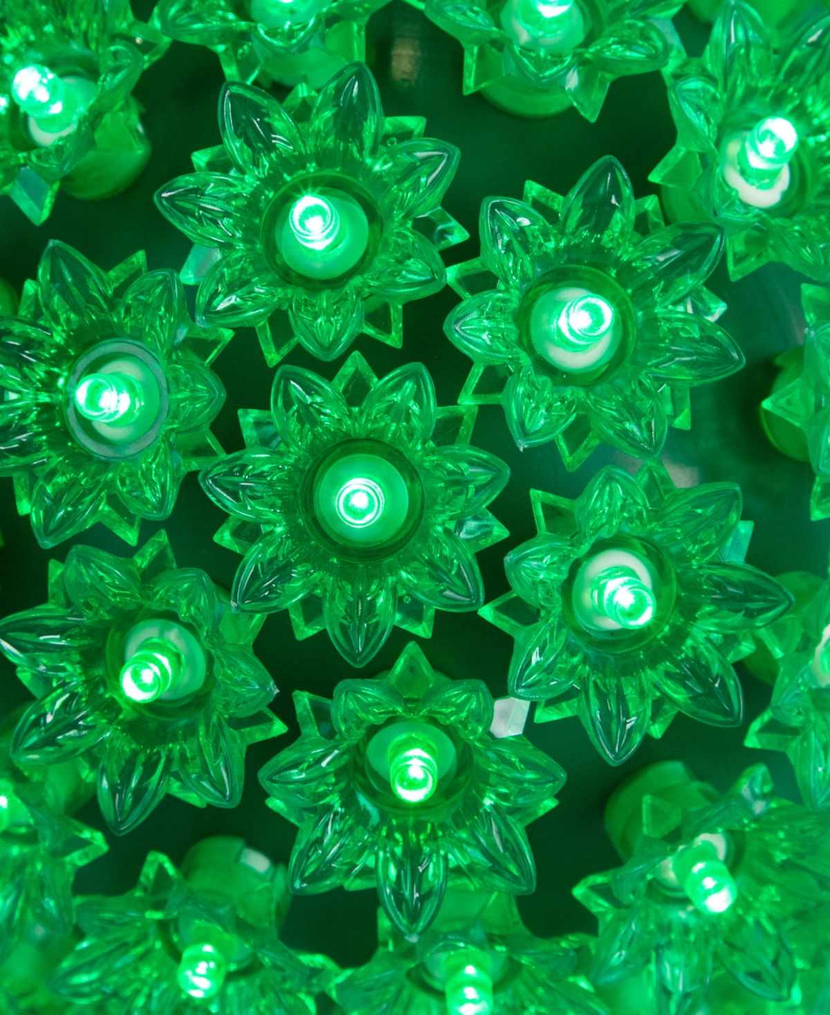 Northlight Led Starlight Sphere Outdoor Decoration- 7.5-inch In Green