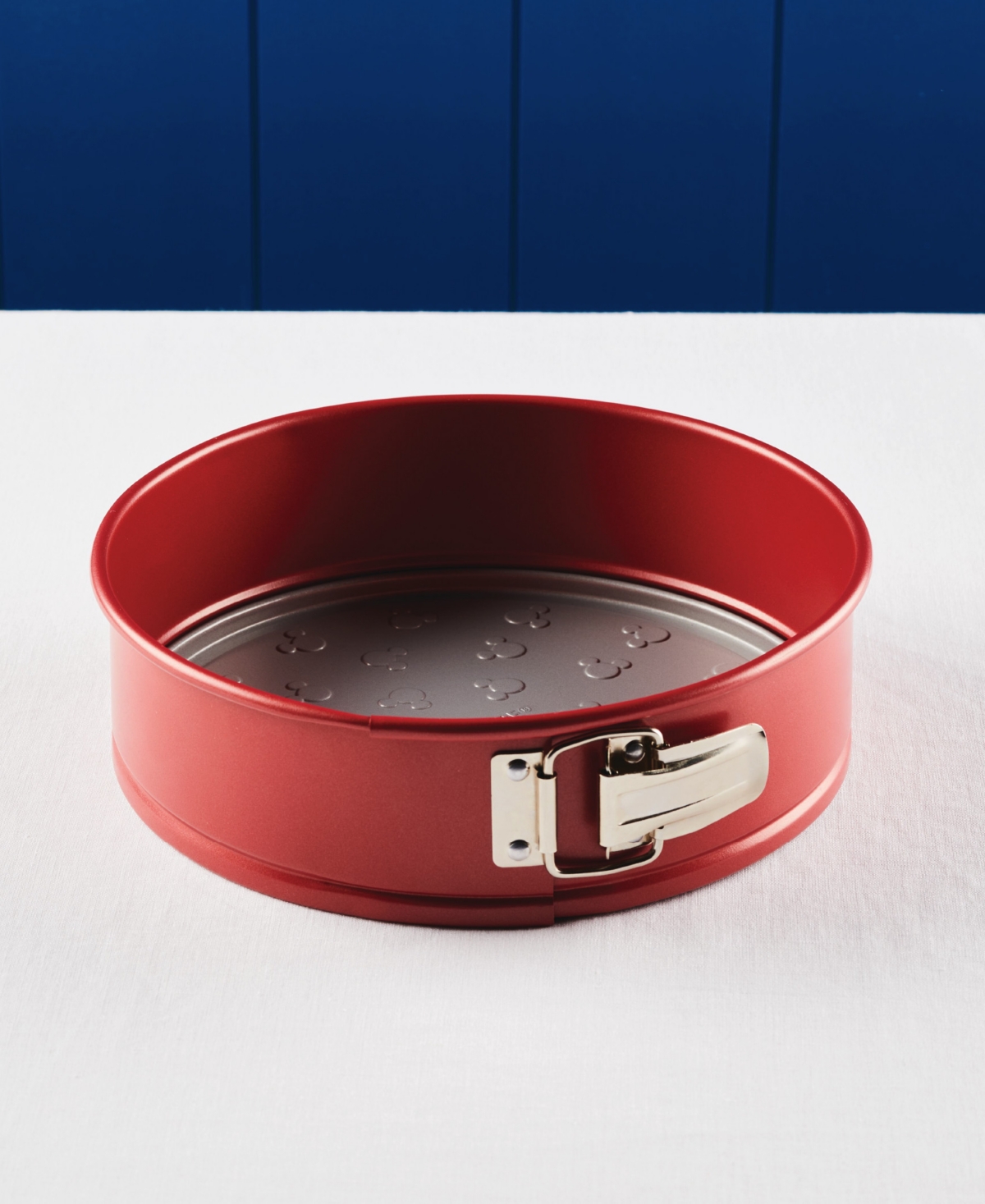 Farberware Bake With Mickey Mouse 9-inch Springform Pan In Red