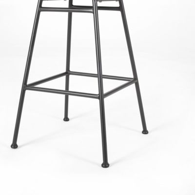 Exclusive Wicker Barstools for Chic Outdoor Ambiance