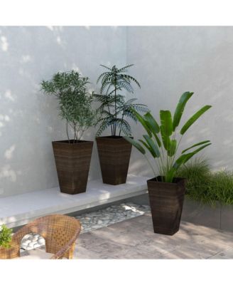 Elegant Stackable Wood-Look Outdoor Planters (Set of 3)