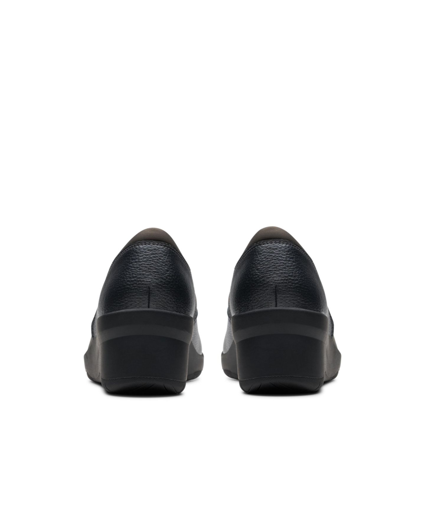 Женские туфли Clarks Collection Suttyn Walk Cushioned Mid-Heel, цвет: Оловянный кожаный — фото 6