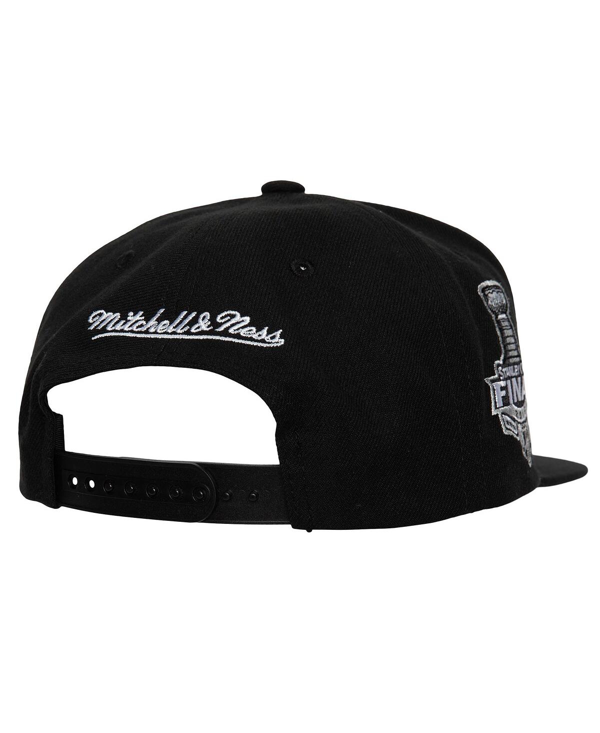 Mitchell & Ness Men's Black Chicago Blackhawks Core Top Spot Snapback Hat In Black