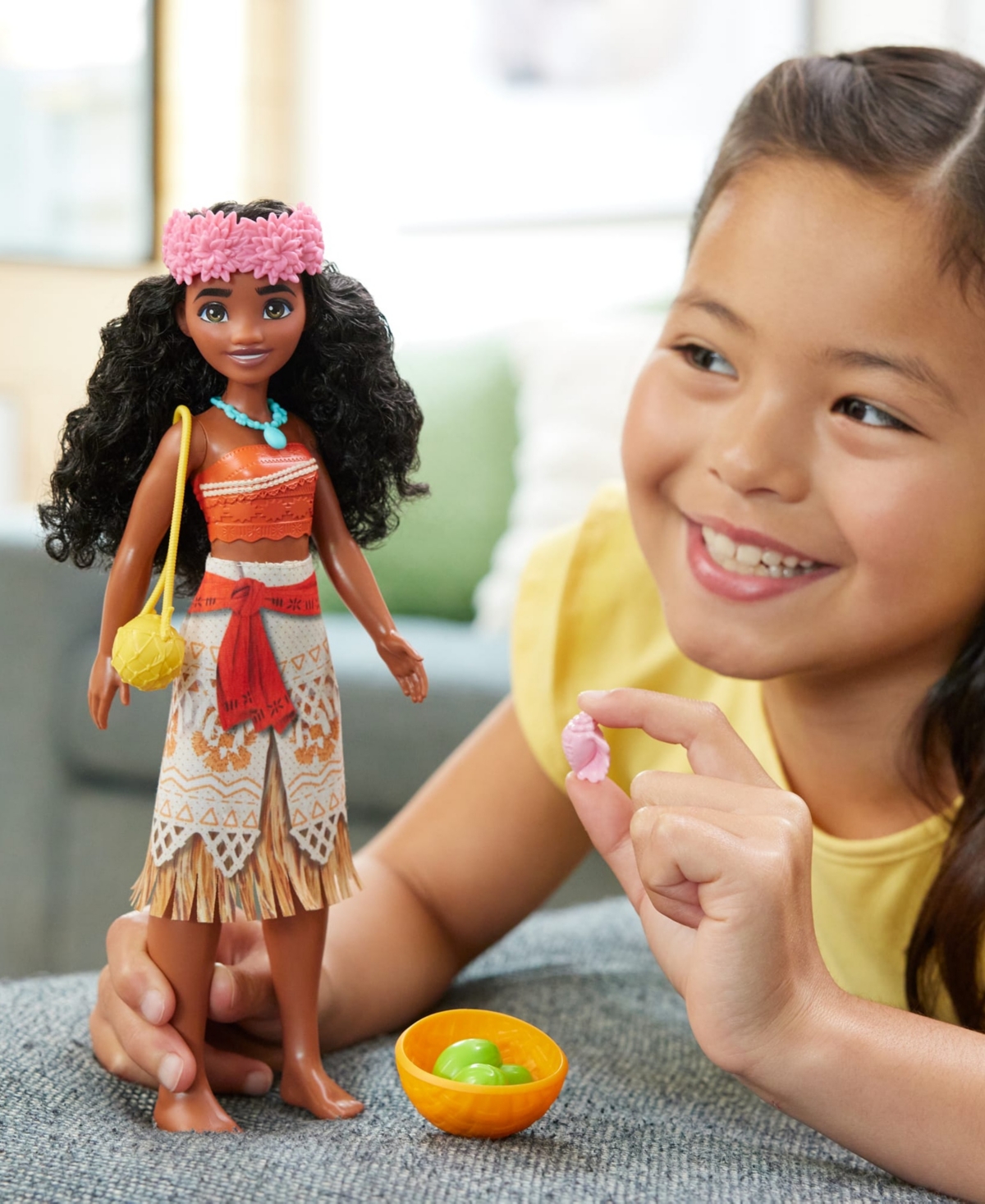 Disney Princess Island Adventure Moana Fashion Doll 6 Accessories In Multi-color