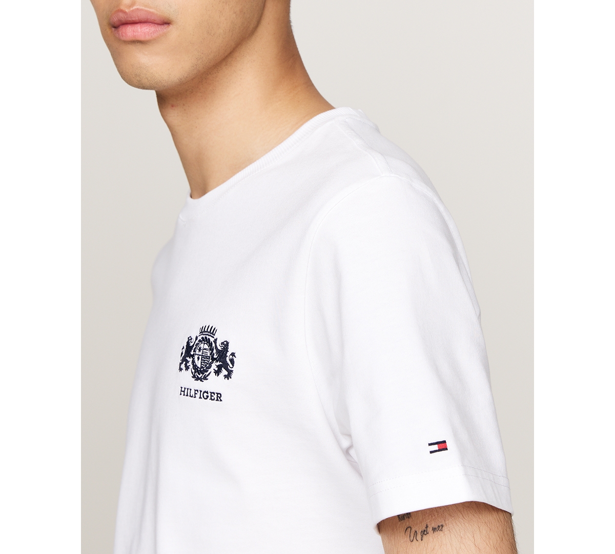 Tommy Hilfiger Men's Short Sleeve Crewneck Embroidered Heritage Crest T-Shirt