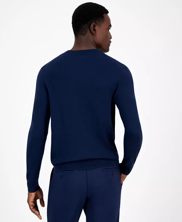 Men's Long-Sleeve V-Neck Merino Sweater - thumbnail 2