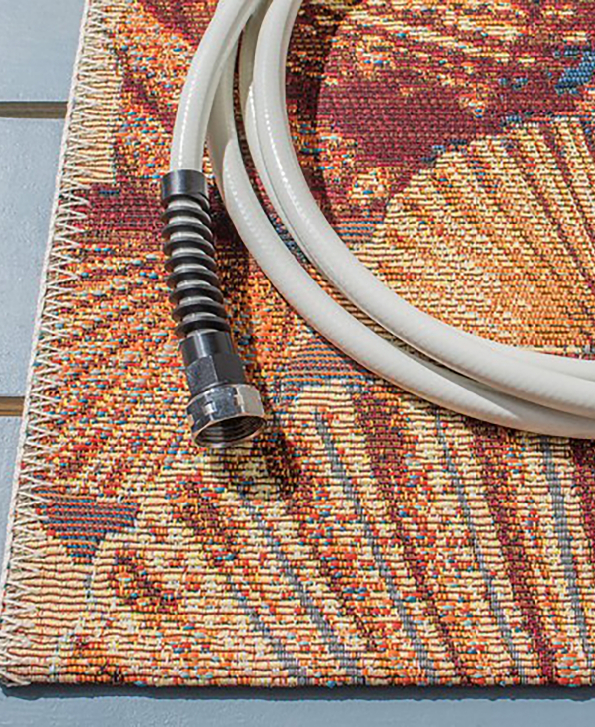 Safavieh Barbados Indoor/Outdoor BAR555A 4'x6' Area Rug