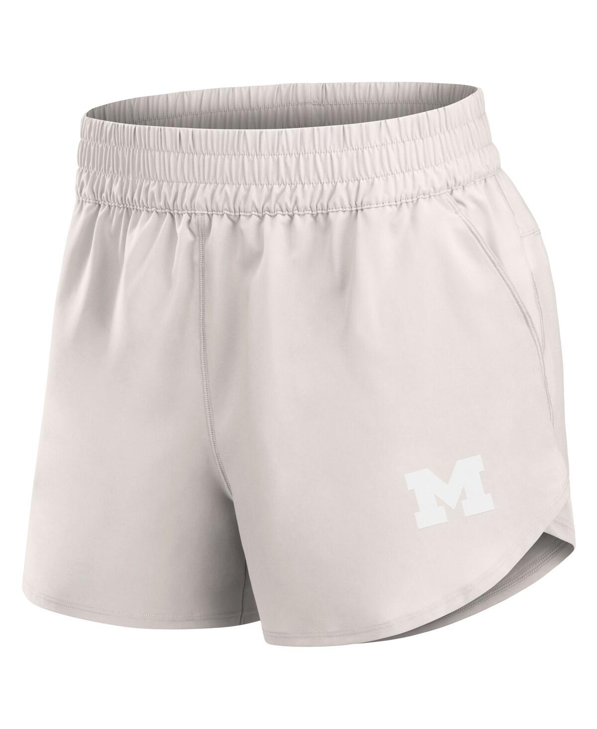 Fanatics Women's White Michigan Wolverines Studio Woven Vibe Shorts In White