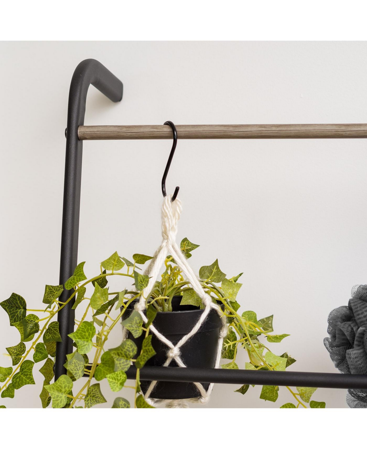 Iris Usa Free-Standing Clothing Rack, Clothes Organizer, Ladder Style, Metal Garment Rack,- Black