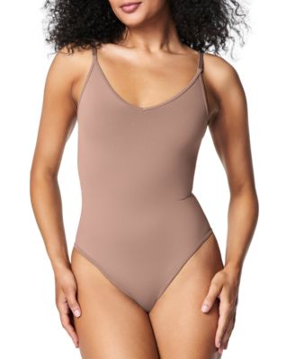 SPANX - Women's Everyday Seamless Shaping Thong Bodysuit