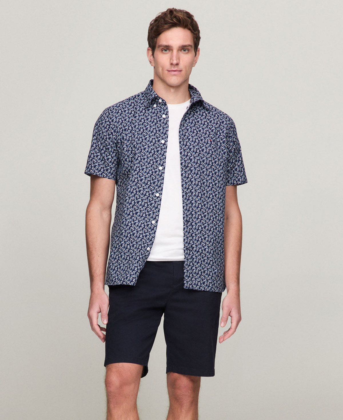 Tommy Hilfiger Men's Short Sleeve Button-Front Floral Print Poplin Shirt -/ Optic White / Multi