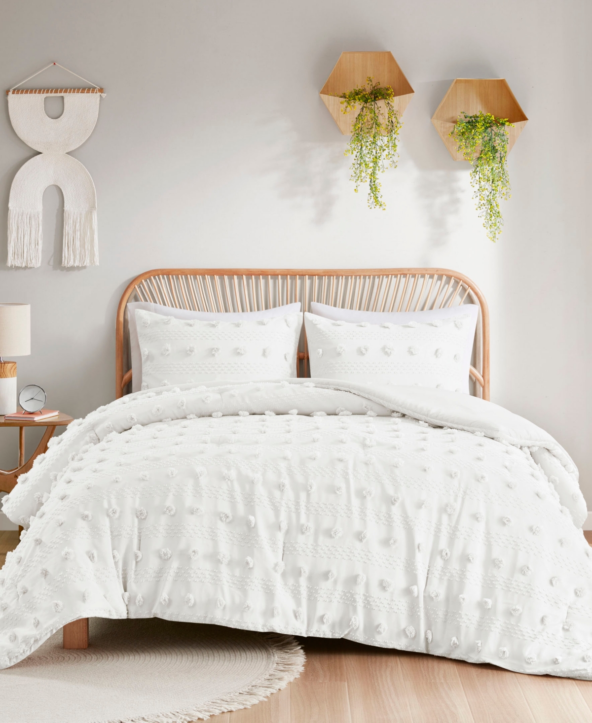 Intelligent Design Lucy Clip Jacquard 3-piece Comforter Set, King/california King In Ivory