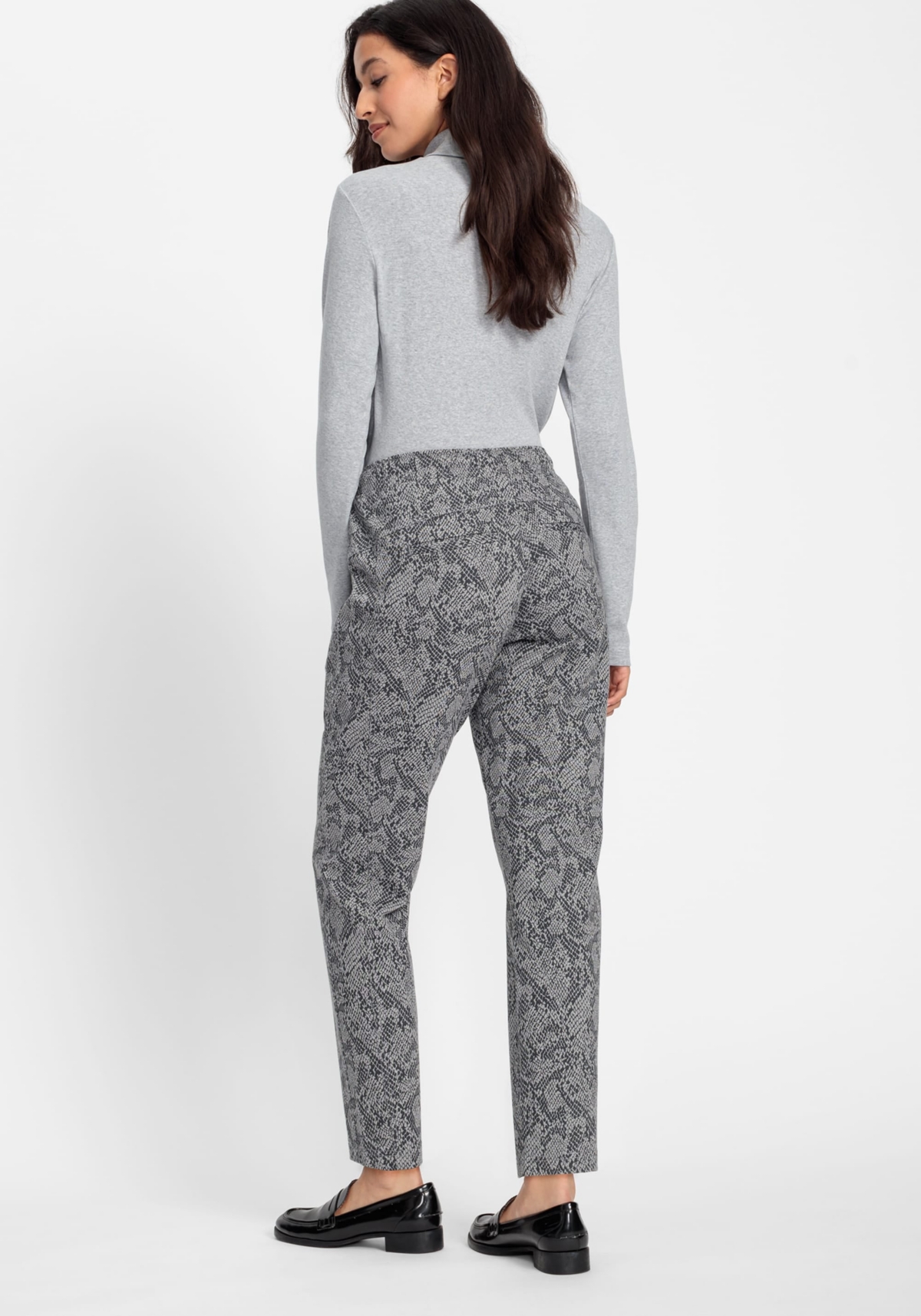 Olsen Women's Lisa Fit Straight Leg Snake Pant