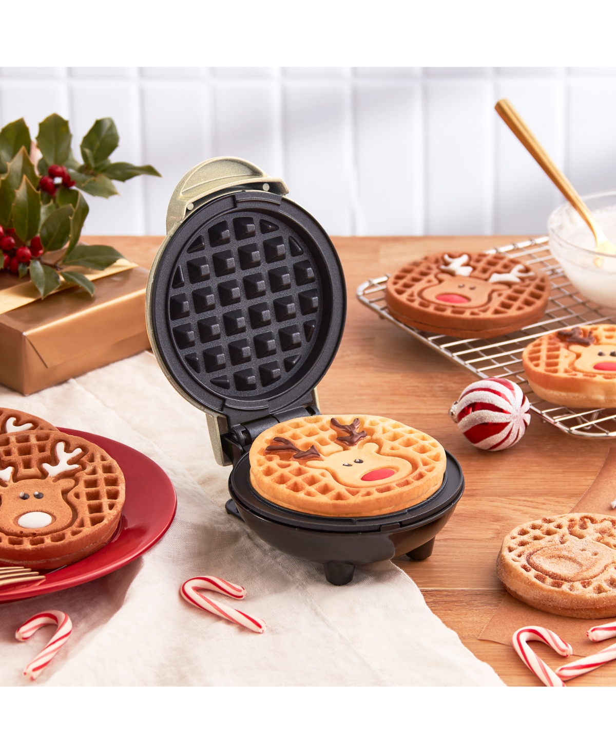 Dash Reindeer Mini Waffle Maker In Neutral