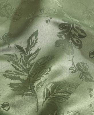 Elegant Woven Leaves Jacquard Damask Tablecloth, 70" Round