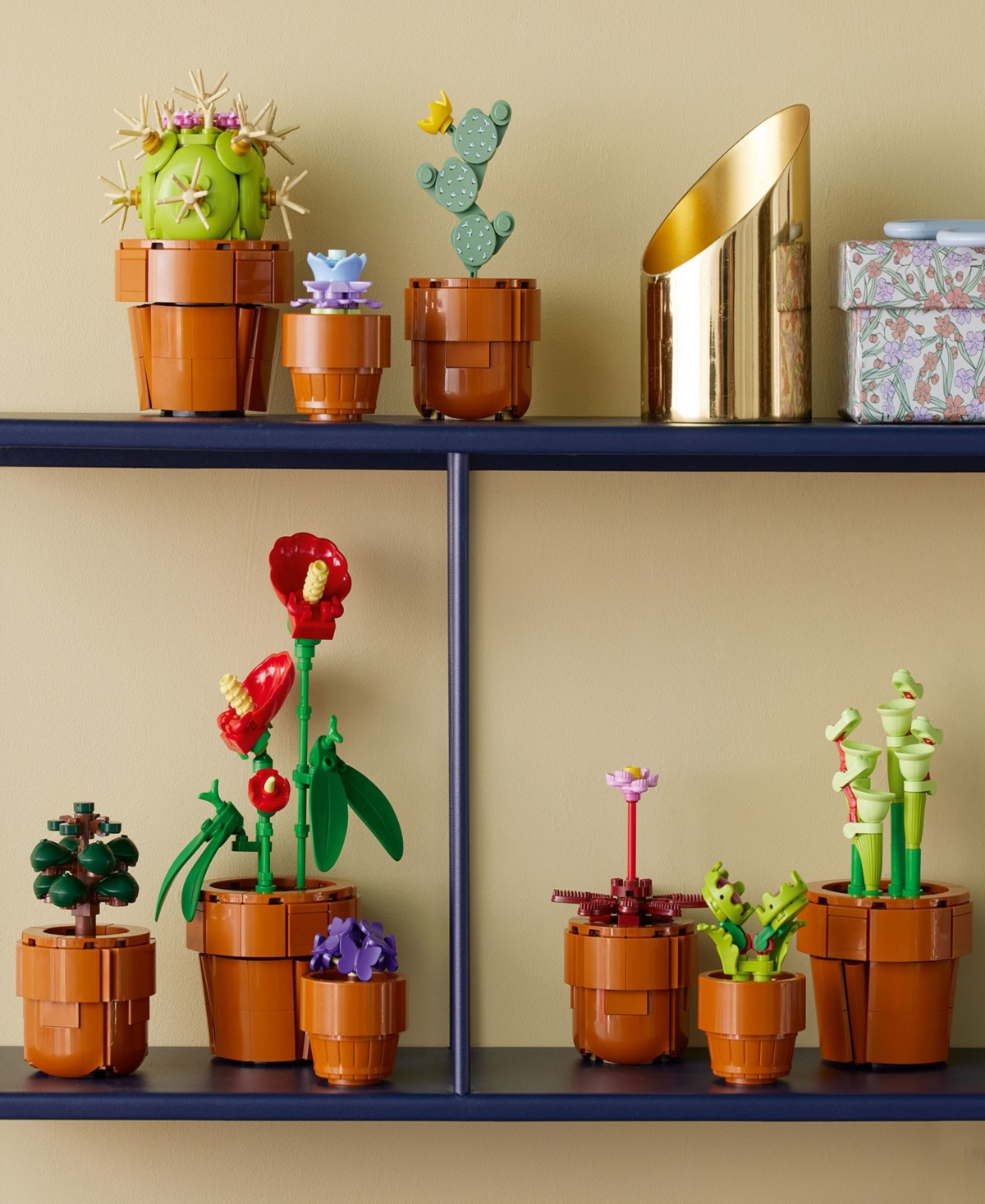 Lego Icons Tiny Plants And Flowers Build And Display Set 10329, 758 Pieces In Multicolor