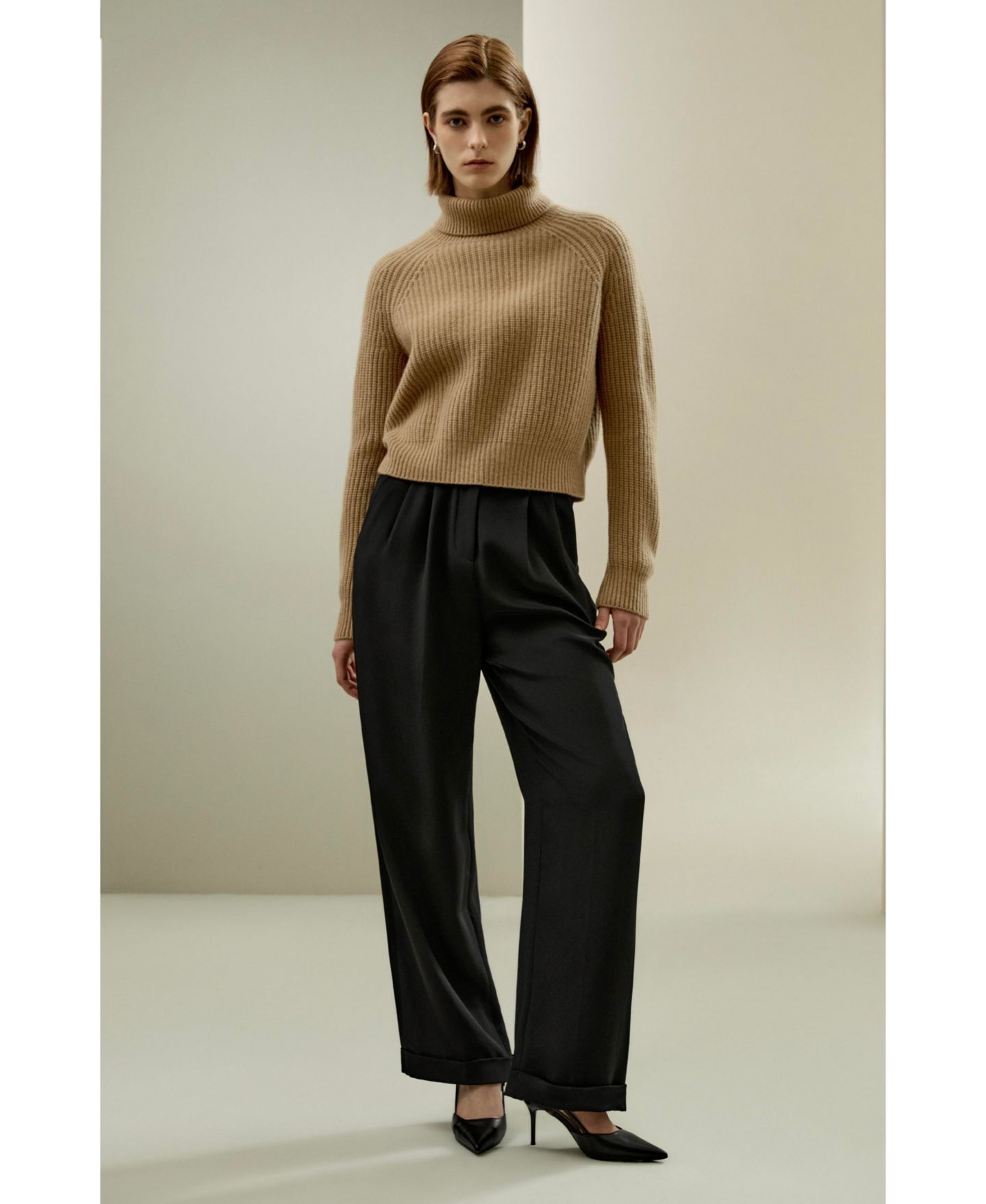 Женский свитер LILYSILK Textured Turtleneck Cashmere, цвет: Карамельный — фото 2