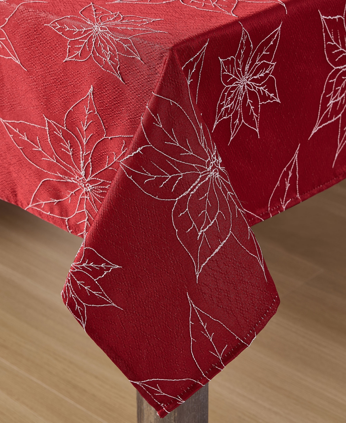 Laura Ashley Raised Woven Tablecloth, 60" X 120" In Poinsettia
