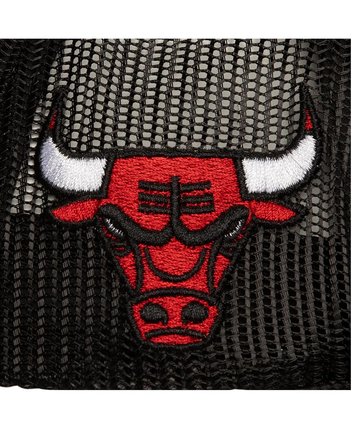 Mitchell & Ness Men's Black Chicago Bulls Script Sidepatch Trucker Adjustable Hat In Black