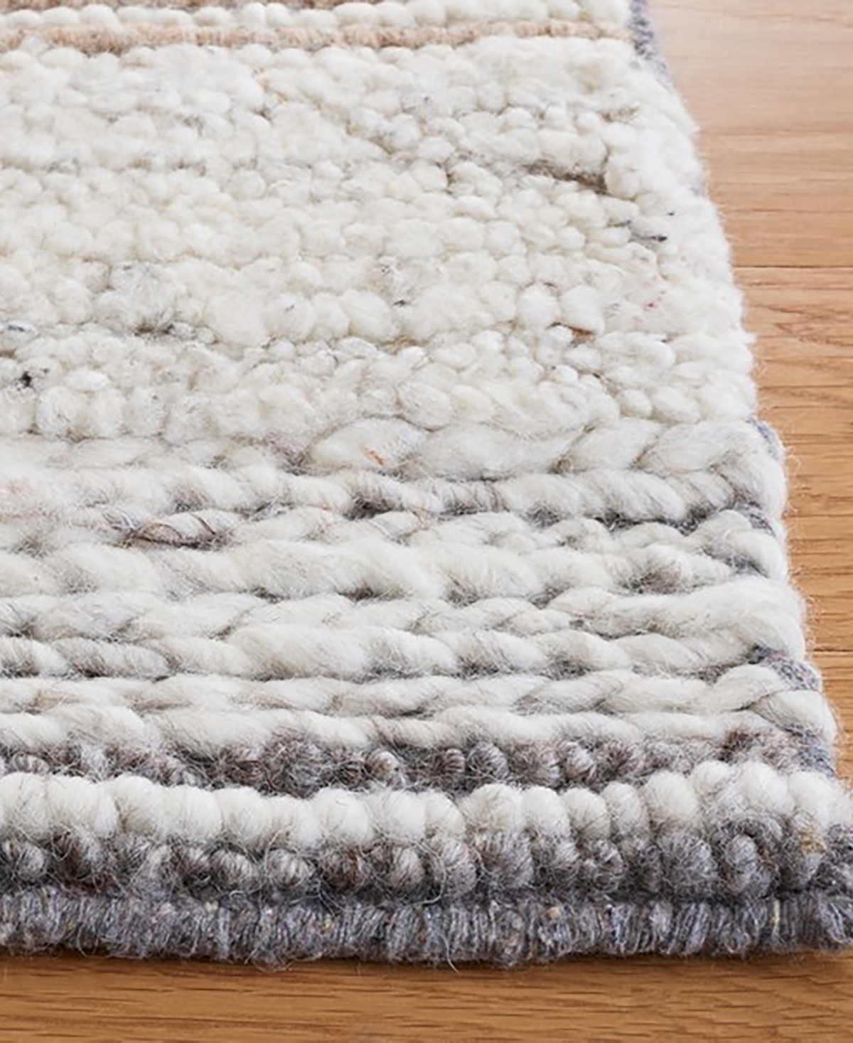 Safavieh Casablanca 178 CSB178A 5'x8' Area Rug - Ivory