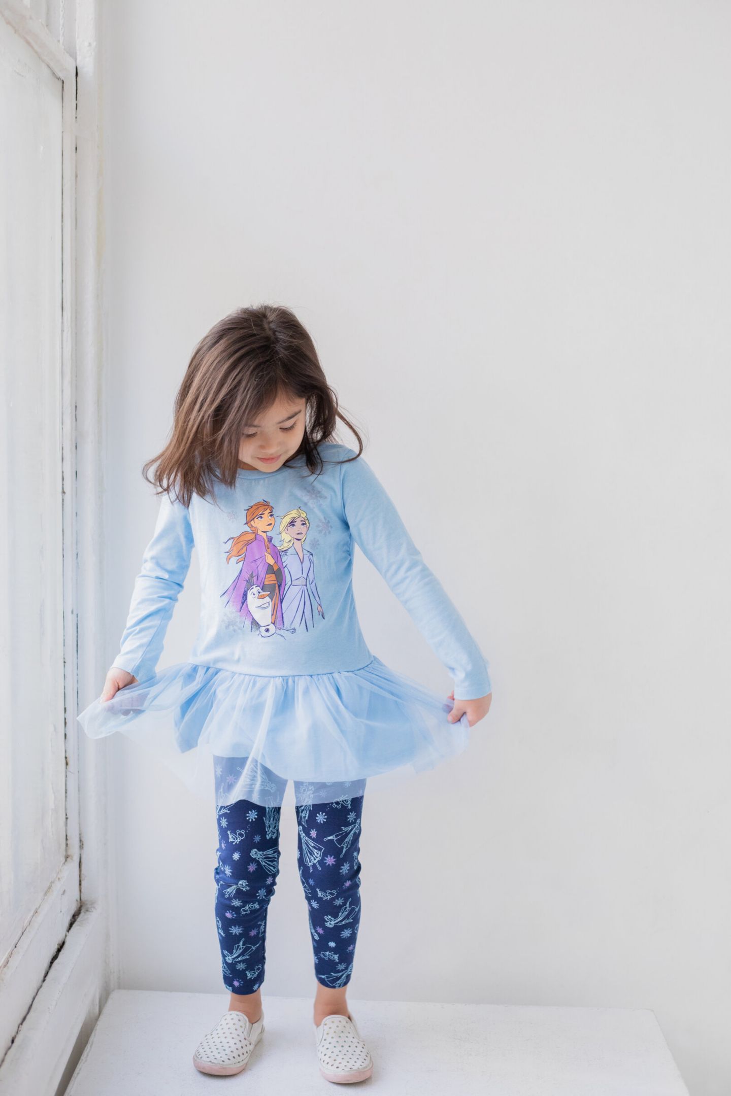 Детский комплект Frozen: футболка с баской и леггинсы, для девочек, цвет: Светлый синий — фото 4