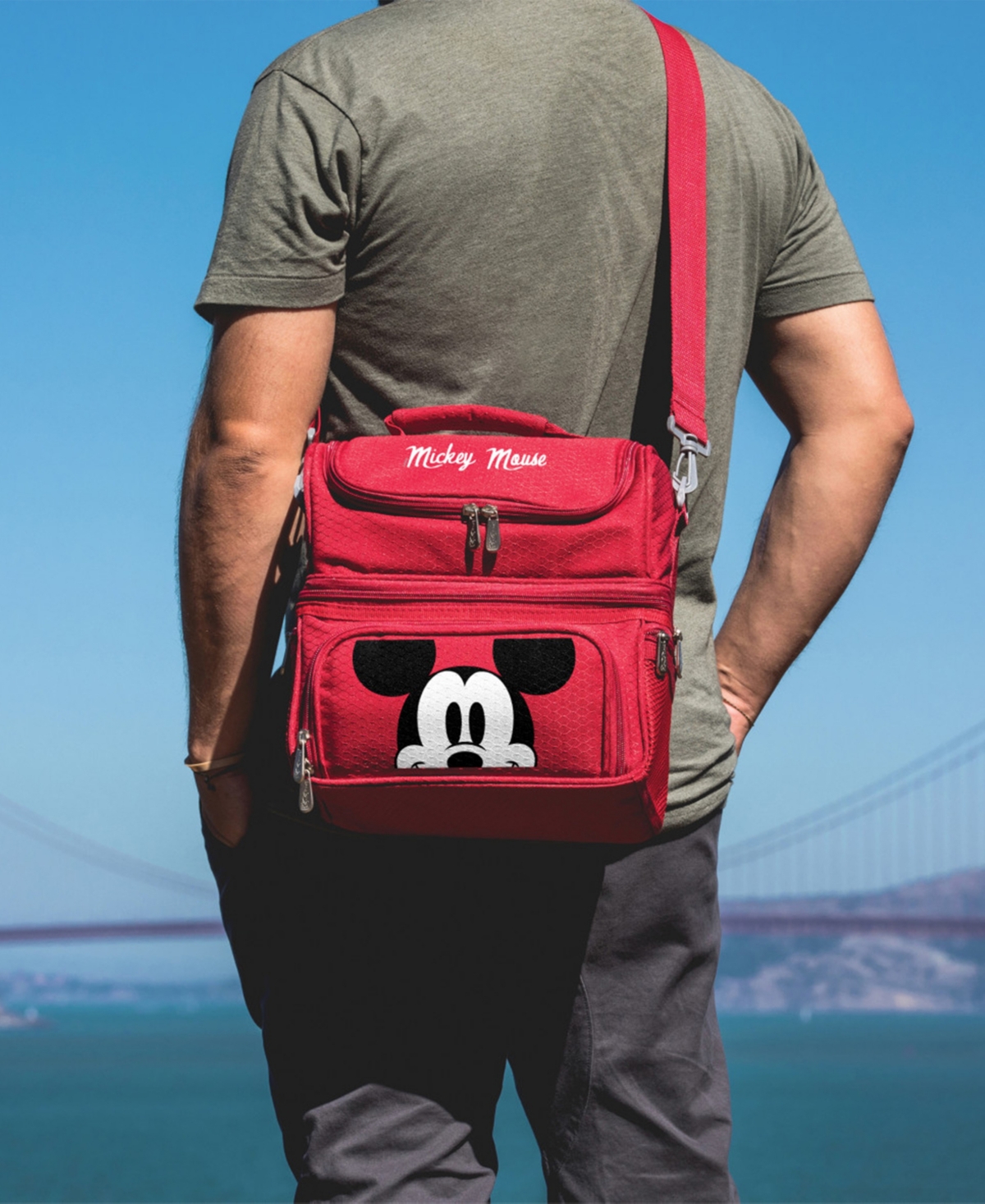 Oniva Disney Mickey Mouse 10 Liter Pranzo Lunch Bag Cooler with Utensils