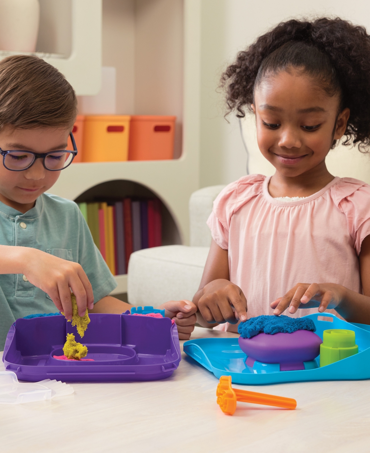 Kinetic Sand Squish Motion Playset Sensory Toys In Multi Color