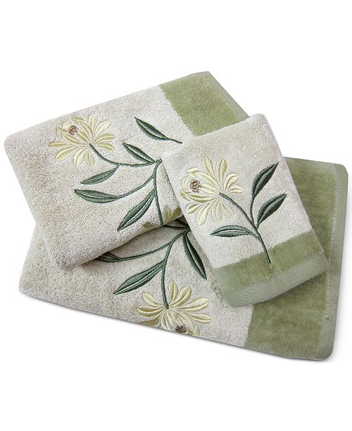 Croscill Bath, Penelope 27" x 52" Bath Towel Bathroom Accessories