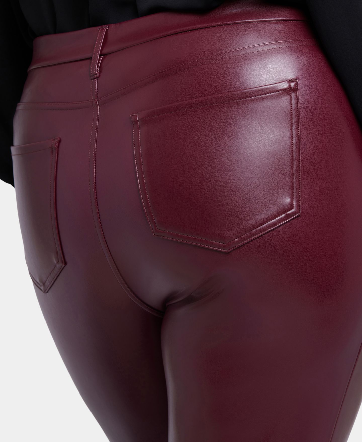 Женские брюки NYDJ Plus Size Artificial Leather Marilyn Straight, цвет: Tavern — фото 4
