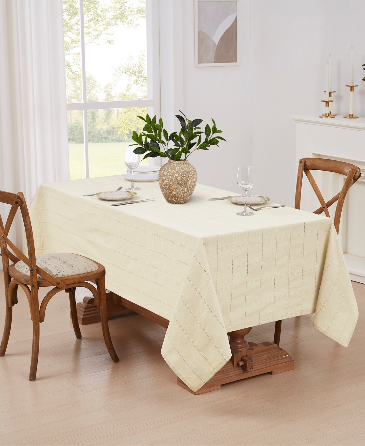 Izod Chadwick Oblong Tablecloth, 60" X 102" In Ivory