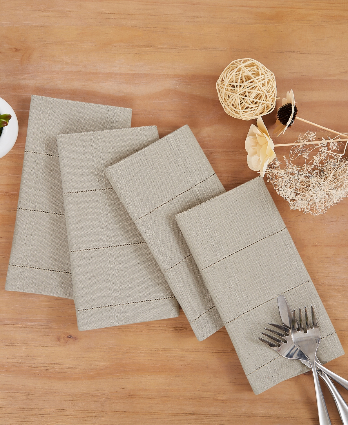 Izod Chadwick Fabric Napkins, Set Of 4 In Linen