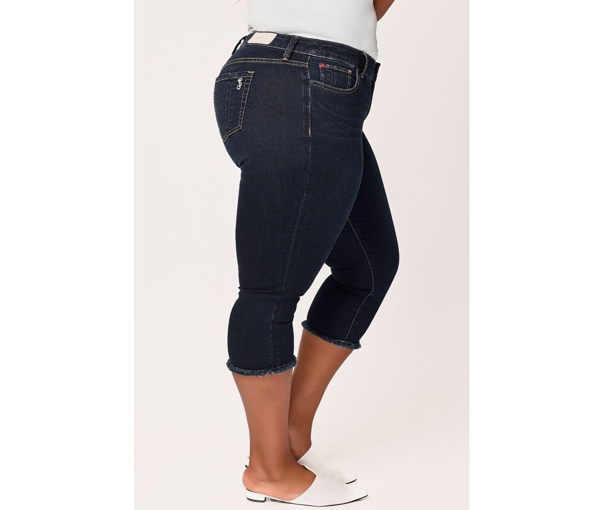 SLINK Jeans Plus Size Denim Crop Jeans with Frayed Hem view 3 — MAYCSS fashion products