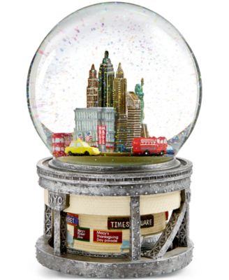 KINGS - New York Musical Water Globe, Only at Macy's