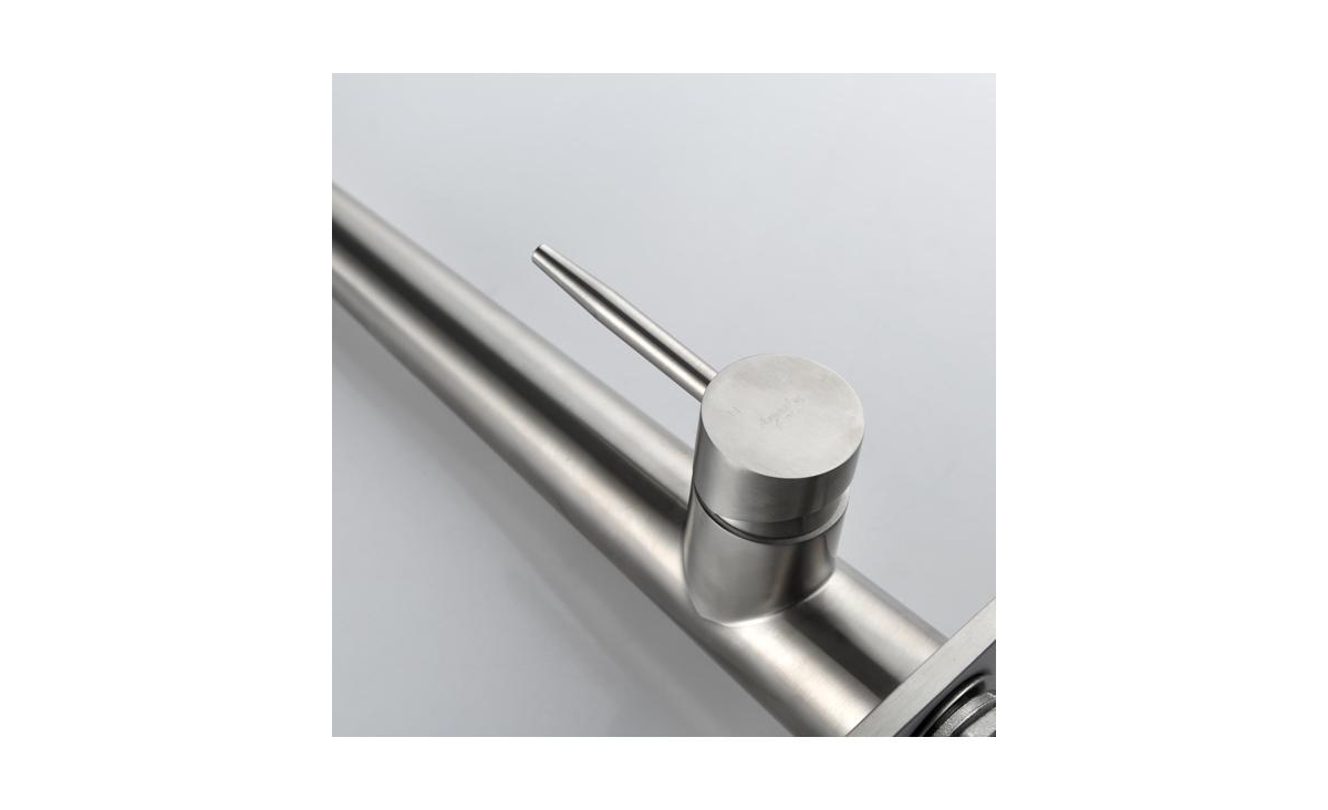 Slickblue Kitchen Faucet with Pull-Down Sprayer Versatile and Modern for Easy Cleaning