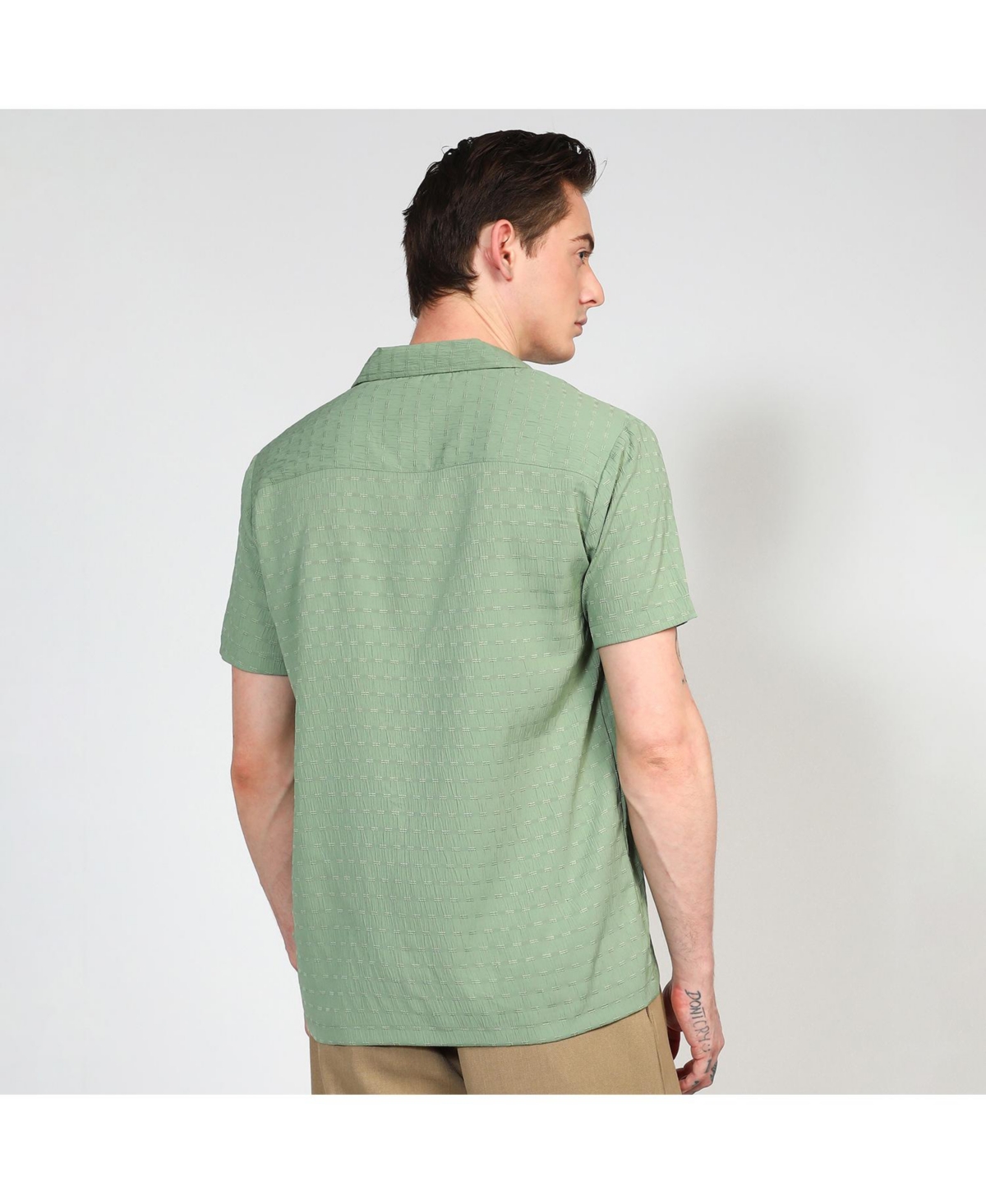 Campus Sutra Men's PistachioEmbroidered Creased Shirt - Green