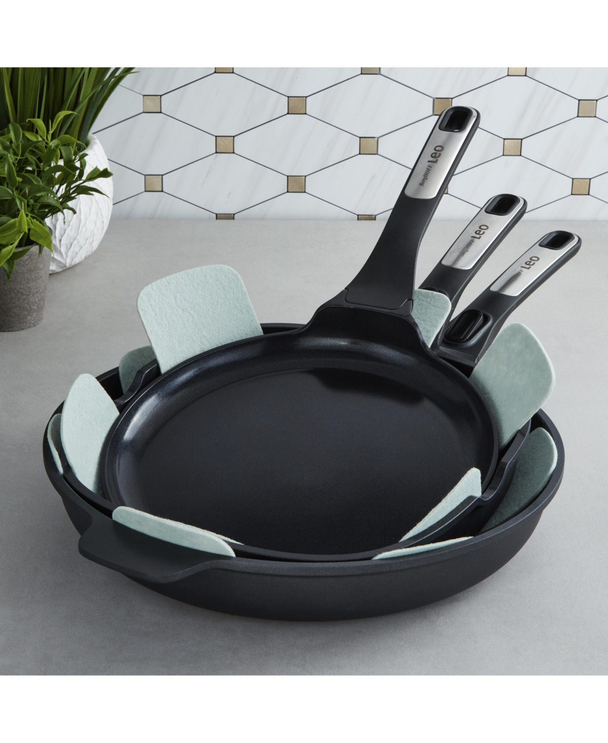 BergHOFF Leo Phantom 3pc Nonstick Ceramic Cookware Set, Recycled