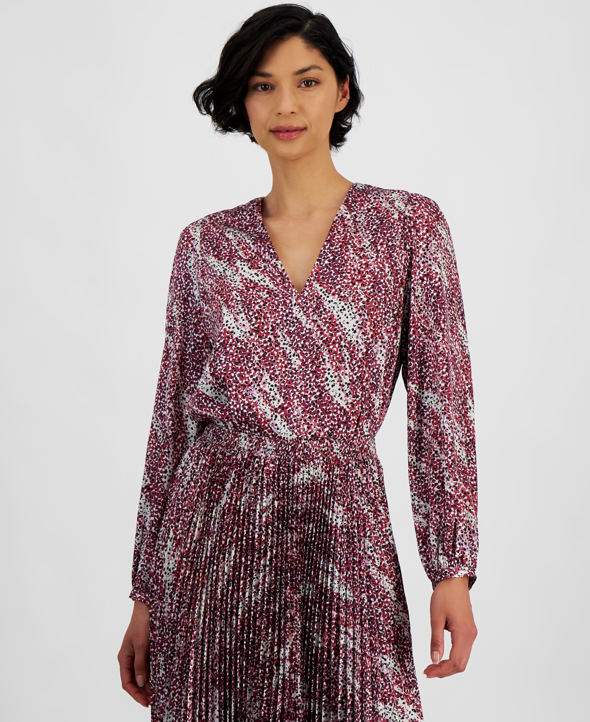 Women's Printed V-Neck Long-Sleeve Blouse - Jazzy Print