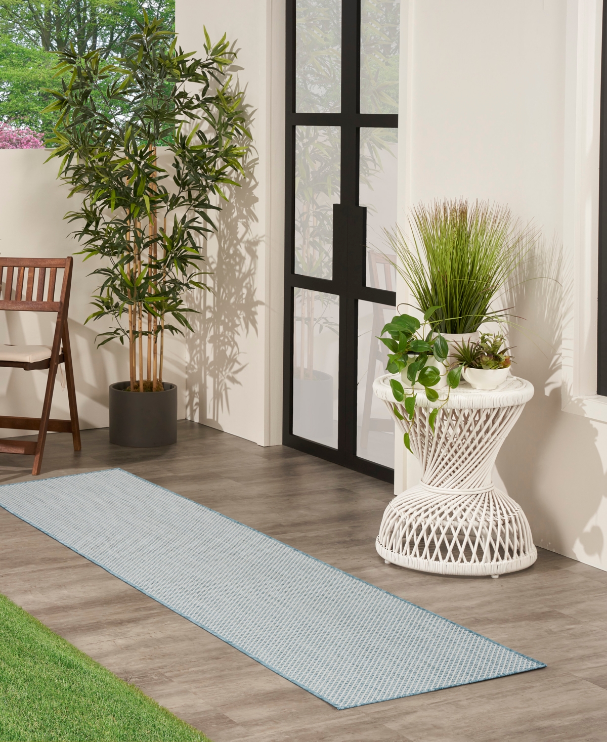 Nourison Home Courtyard Cou01 2'2"x10' Runner Area Rug In Ivory,aqua