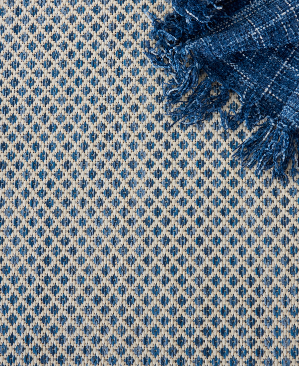 Nourison Home Courtyard Cou01 7'x10' Area Rug In Ivory,blue