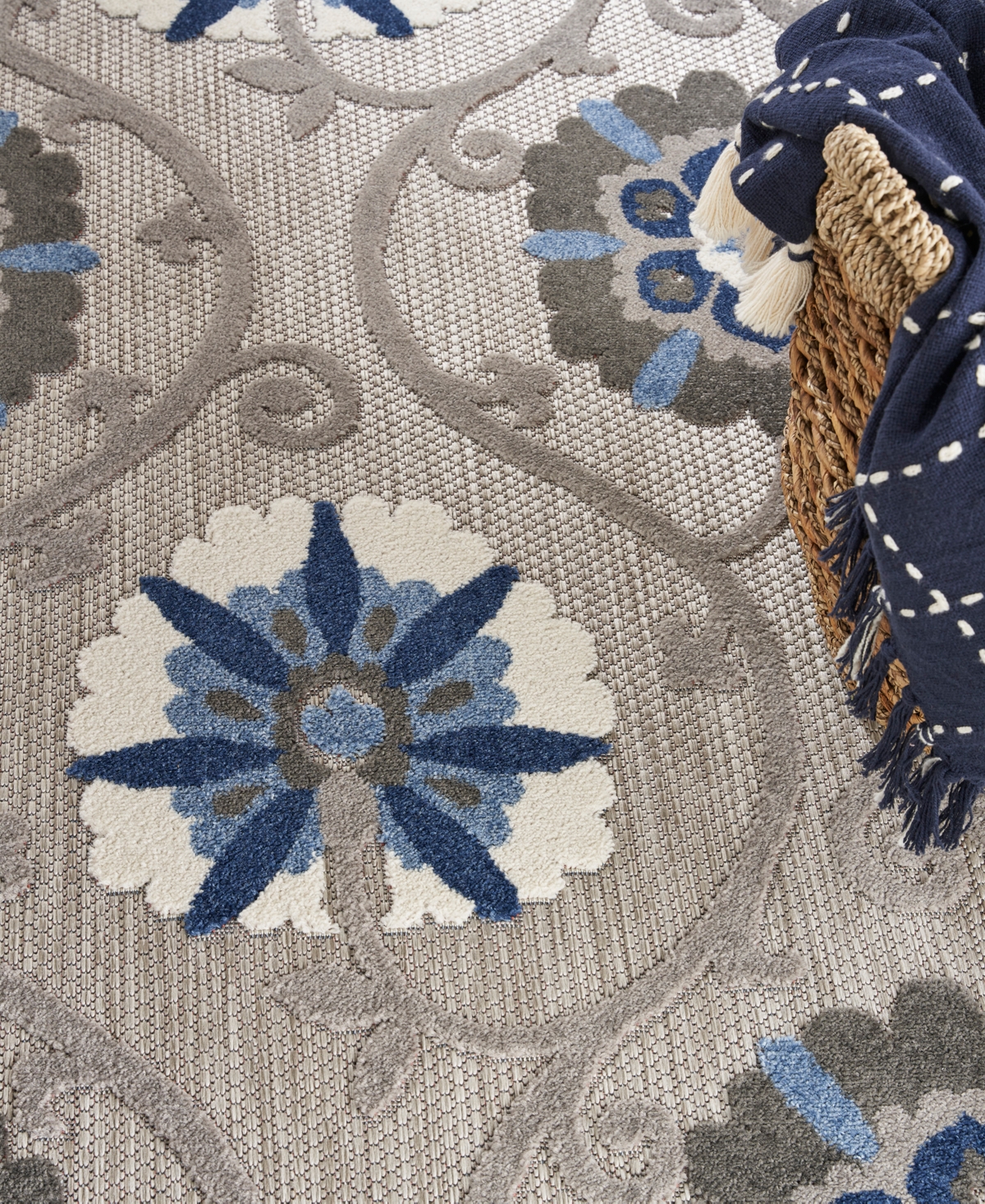 Nourison Home Aloha Alh19 7'10"x7'10" Round Area Rug In Gray,blue
