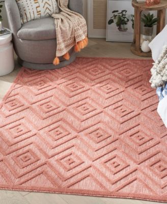 Versatile NRV01 5'x7' Area Rug