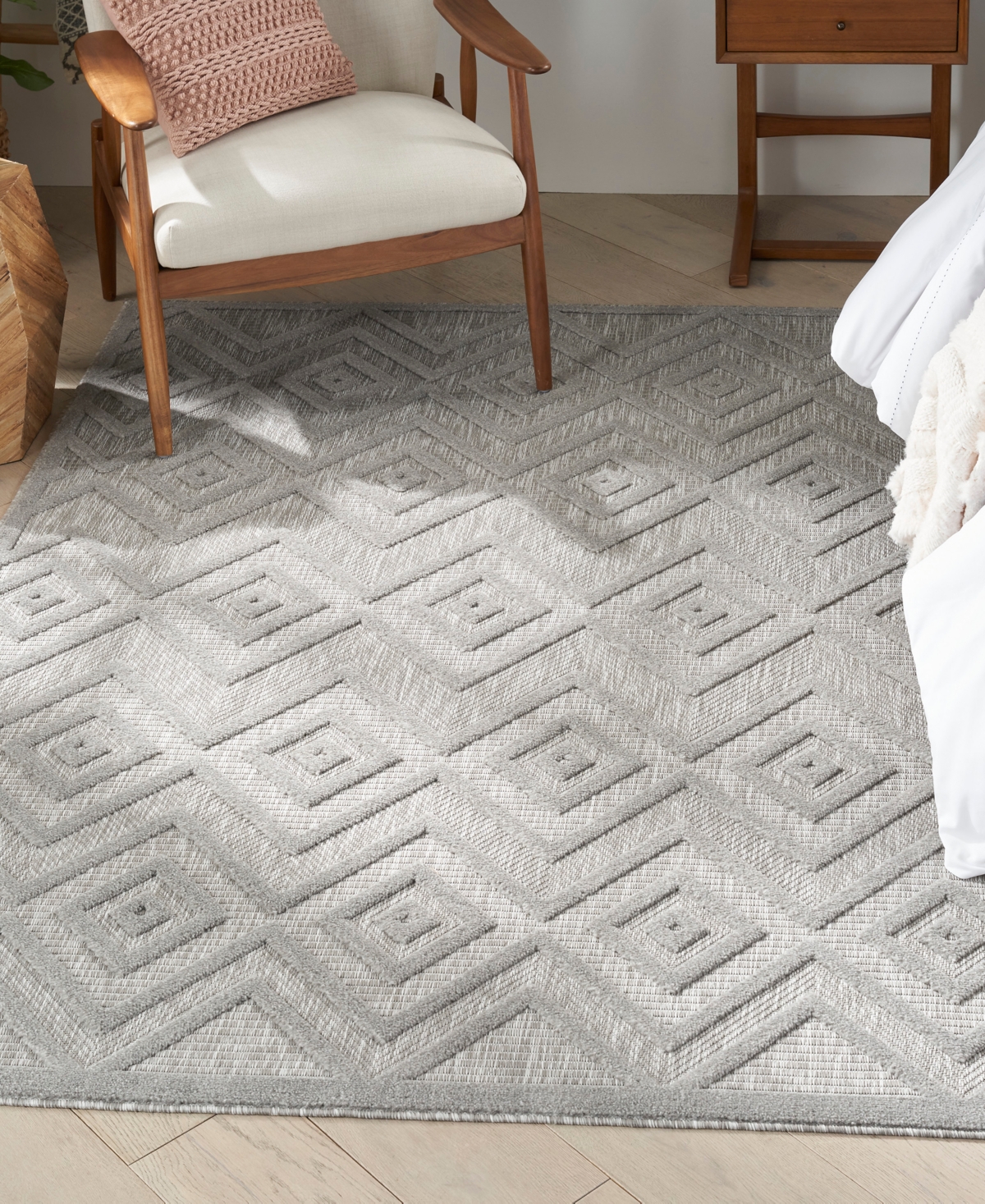 Nourison Home Versatile Nrv01 6'x9' Area Rug In Silver