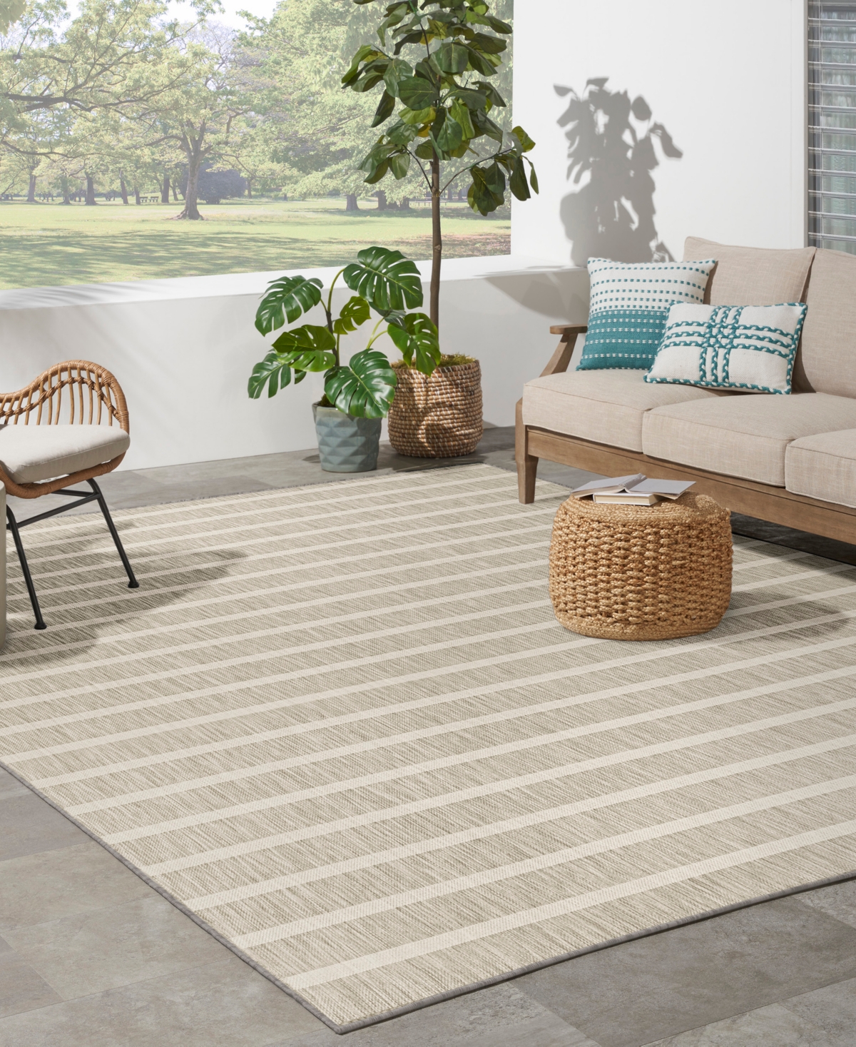 Nourison Home Positano Pos03 8'x10' Area Rug In Gray,ivory