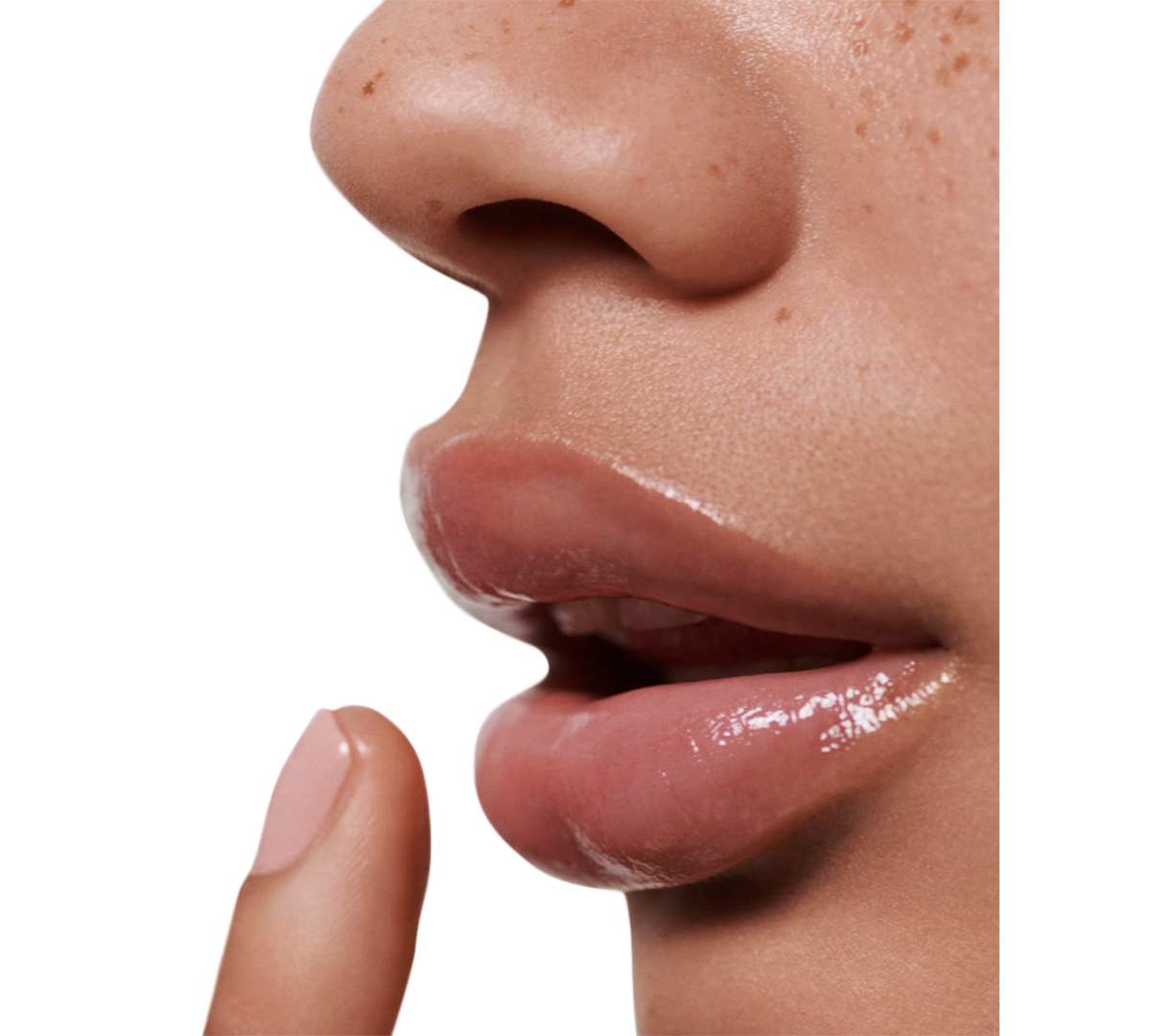 Shop La Mer The Lip Balm For Breast Cancer Awareness In No Color