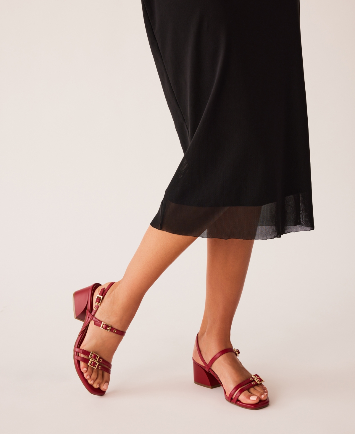 Anne Klein Women's Mackenzie Strappy Buckle Block Heel Dress Sandals In Deep Red