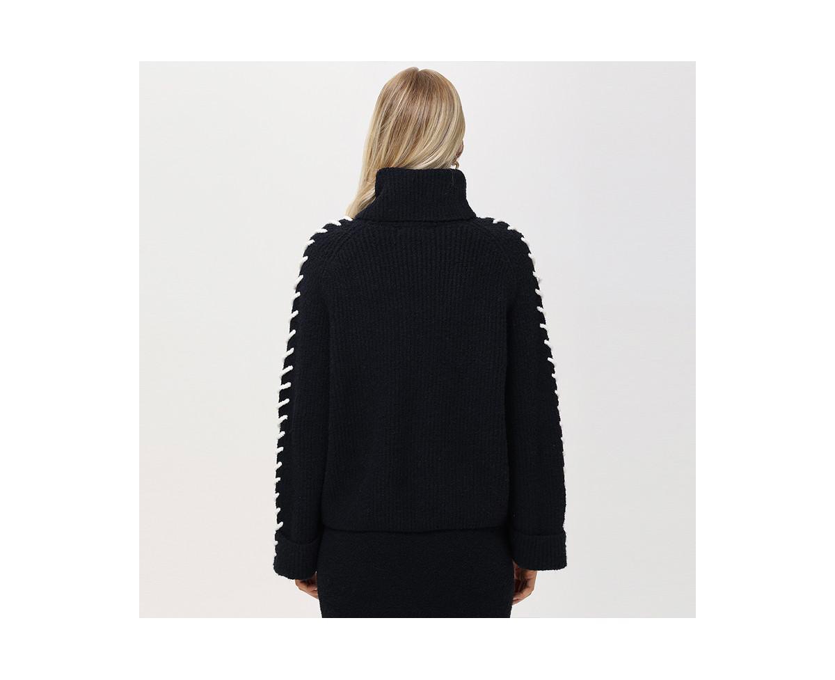 525 Women's Vida Boucle Whip Stitch Pullover